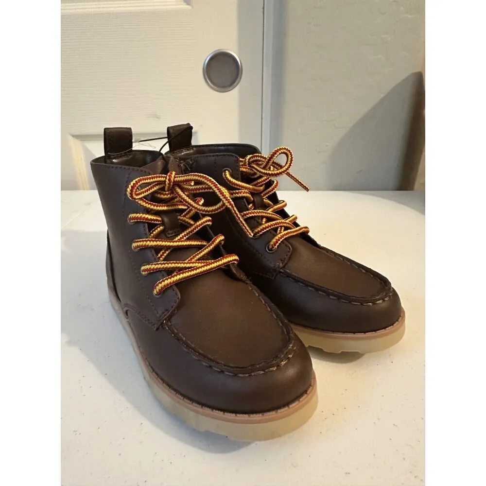 Cat &  Jack Boys Greyson Brown Boots size 5 NWT